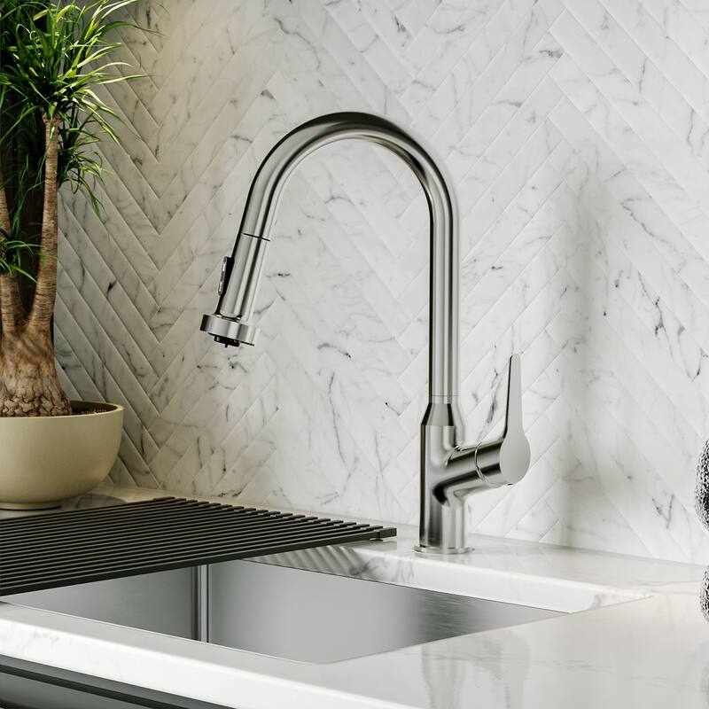 Karran Scottsdale Single Handle Pull-Down Sprayer Kitchen Faucet
