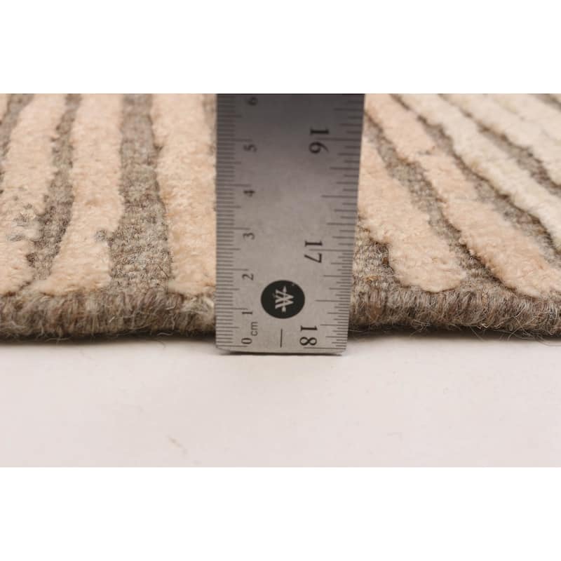 ECARPETGALLERY Hand-knotted Tangier Beige Wool Rug - 5'1 x 7'11