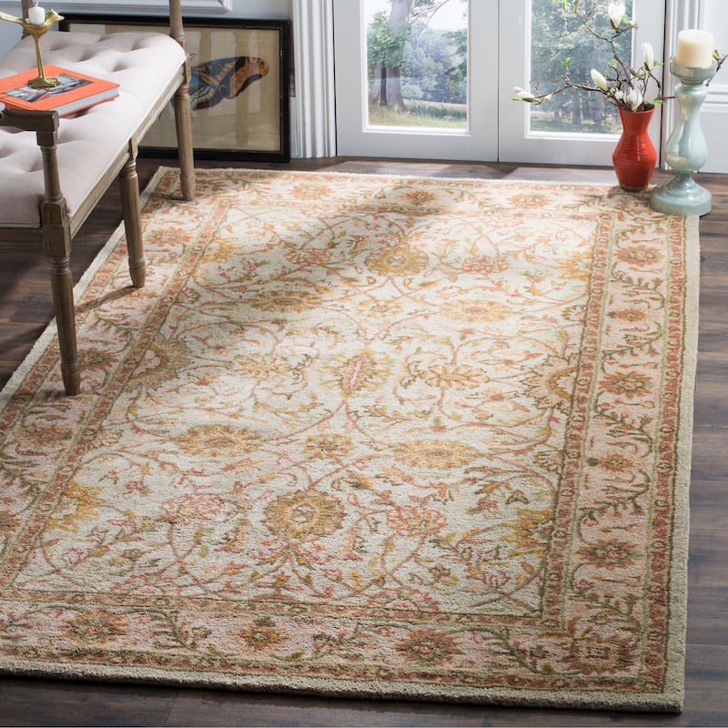 SAFAVIEH Handmade Antiquity Estera Traditional Oriental Wool Rug - 8'3" x 11' - Ivory/Light Green