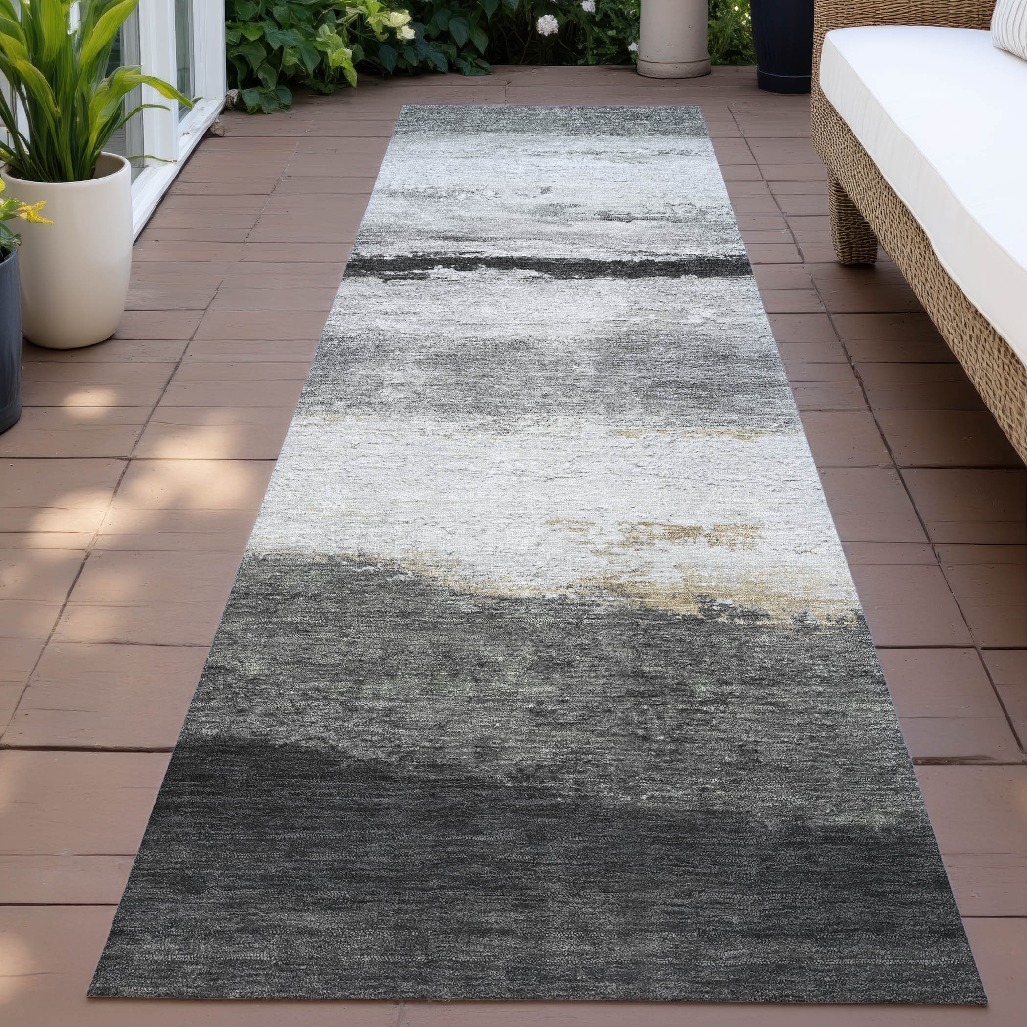 Machine Washable Indoor/Outdoor Watercolor Ombre Chantille Rug