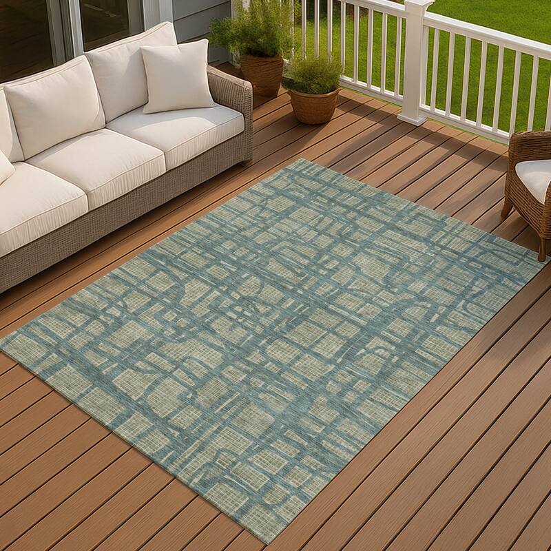 Machine Washable Indoor/ Outdoor Modern Centurion Chantille Rug