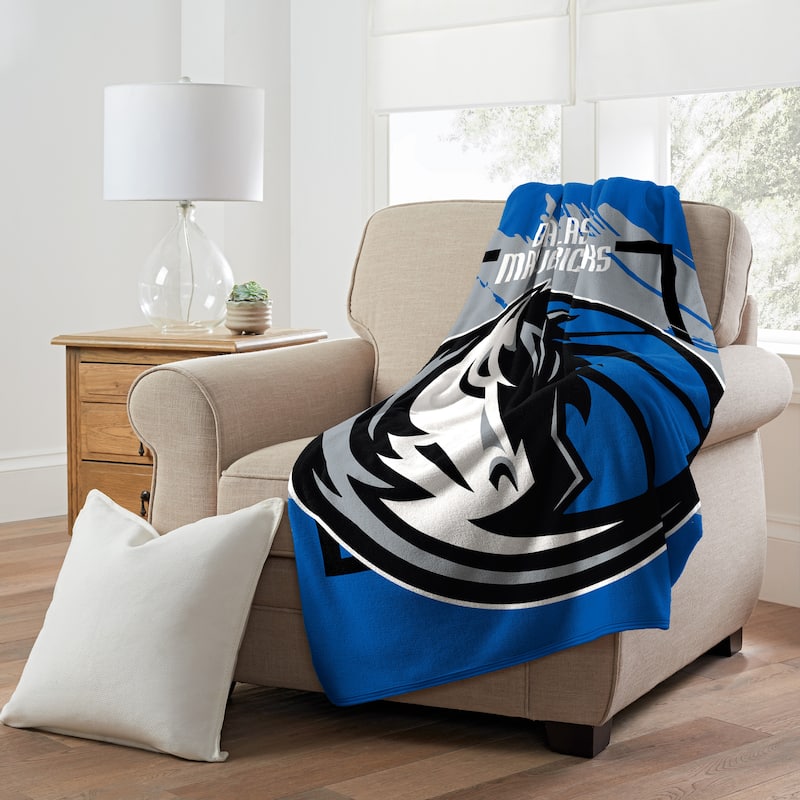 Dimensional - Mavericks Micro Raschel Throw