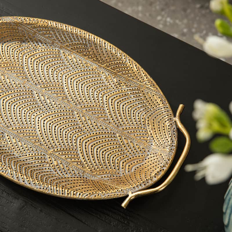 Glitzhome Set of 2 Oval Metal Gold Decorative Tray with Handles -16"/19"L