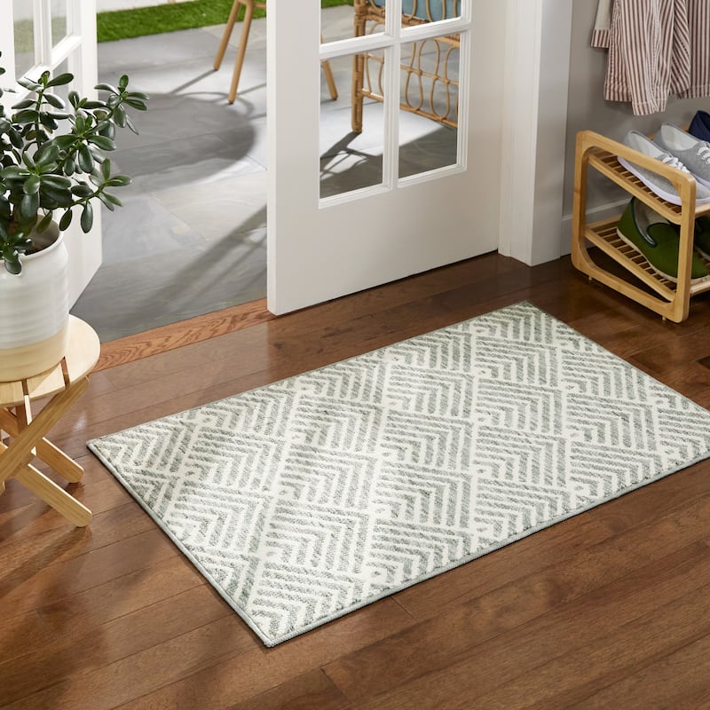 TOWN & COUNTRY EVERYDAY Walker Modern Stripe Everwash Washable Multi-Use Non-Slip Backing Decorative Rug