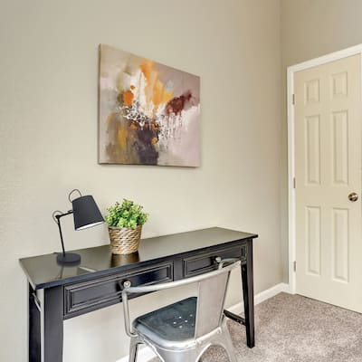 Granadillos Desk Lamp