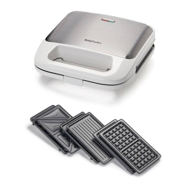 Betty Crocker 3-in-1 Indoor Grill, Sandwich / Panini Press & Waffle Maker Plus, 750 Watts - White