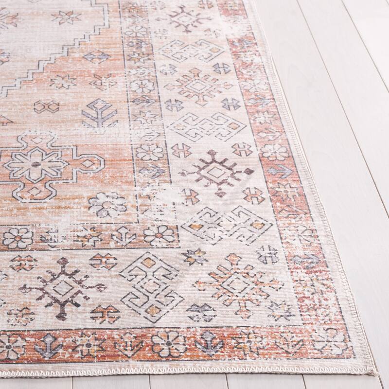 SAFAVIEH Arizona Hertta Machine Washable Slip Resistant Rug
