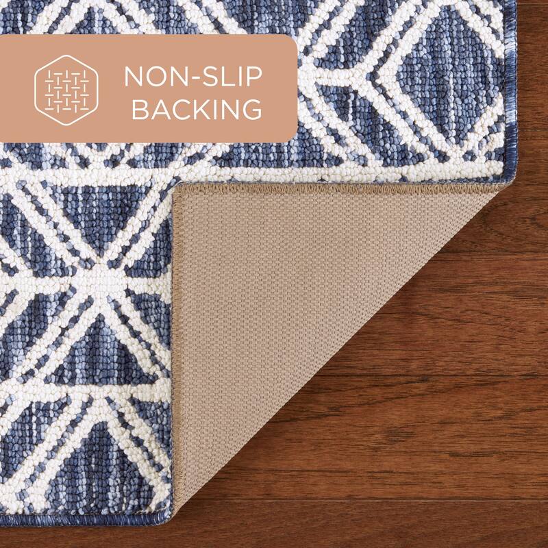 TOWN & COUNTRY EVERYDAY Walker Modern Diamond Everwash Washable Multi-Use Non-Slip Backing Decorative Rug