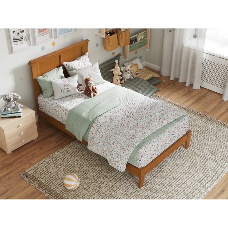 AFI, Madison Foundation Bed with Attachable USB Charger