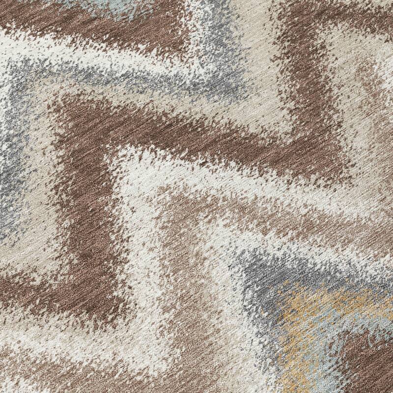 Machine Washable Indoor/ Outdoor Modern Chevron Chantille Rug