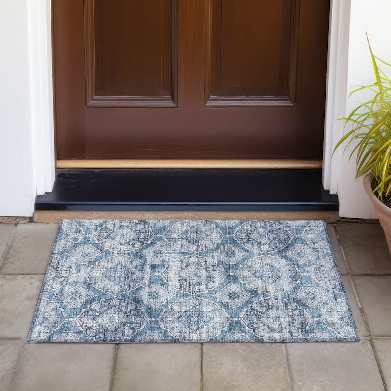 Machine Washable Indoor/Outdoor Farmhouse Jo Chantille Rug - Denim - 1'8" x 2'6"