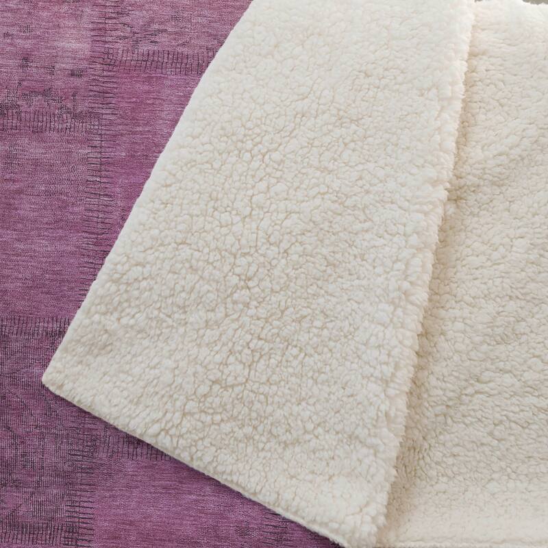 Premium Machine Washable Vintage Patchwork Sherpa Throw Blanket
