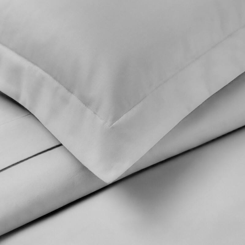 Superior 700 Thread Count Solid 3 Piece 100-percent Egyptian Cotton Duvet Cover Set