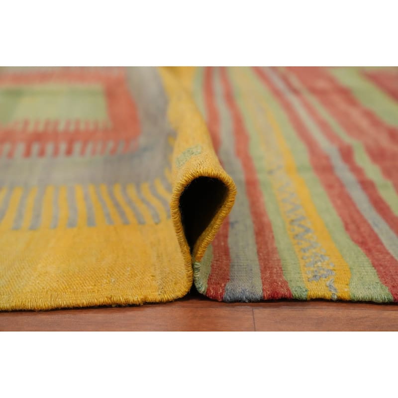Hand Woven Oriental 100% Wool Carpet Southwestern Geometric Multi-Colored Kilim Area Rug - 8' 9'' X 5' 5''