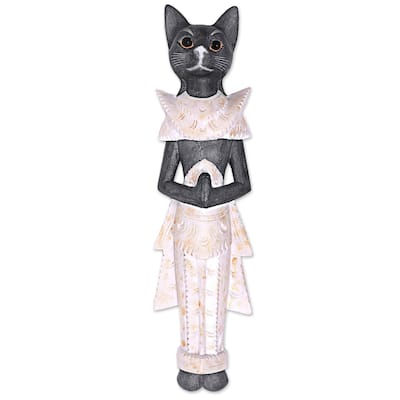 Handmade Royal Cat Wood wall sculpture (Indonesia)