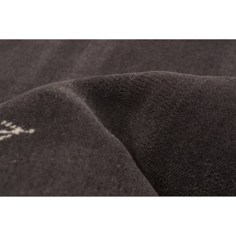 Kashkuli Gabbeh Grey Rug 6'8" x 8'0" - 6'8 x 8'0