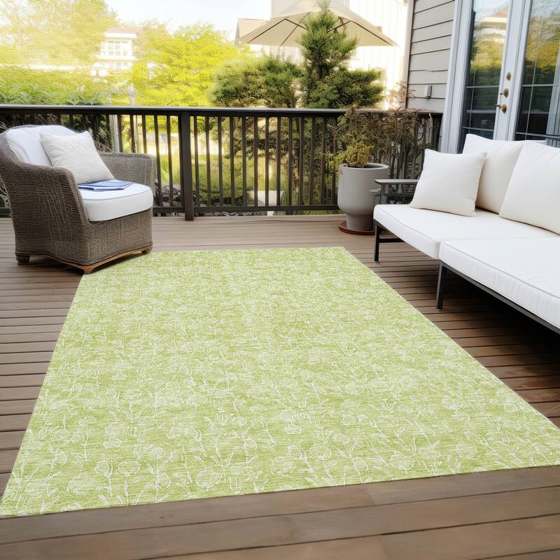 Machine Washable Indoor/ Outdoor Chantille Modern Floral Impressions Rug