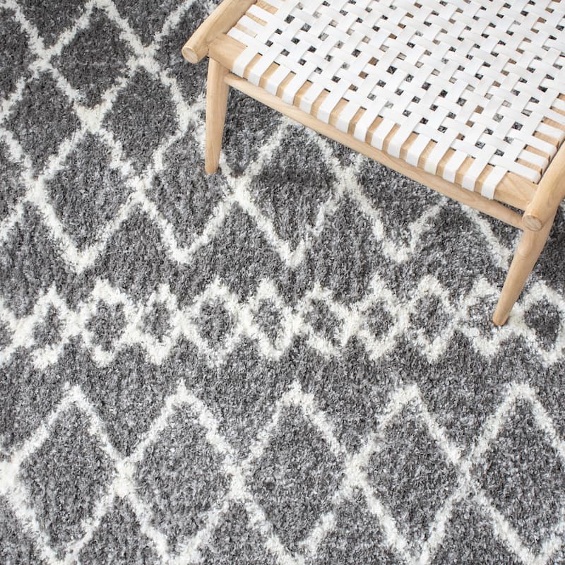 SAFAVIEH Berber Shag Magnisina Moroccan Boho 1.26-inch Thick Rug