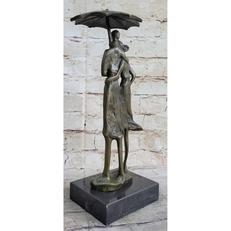 Signed Original Aldo Vitaleh Two Lovers In Rain Bronze Sculpture Statue Figurine