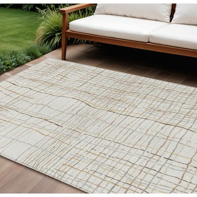 HomeRoots Striped Transitional Rectangle Outdoor Rug