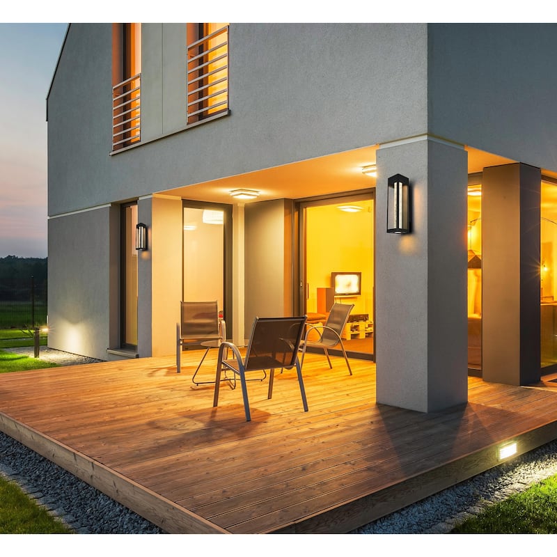 Julius LED Outdoor Wall sconce in Black