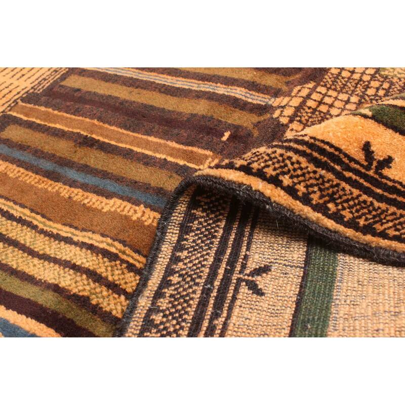 ECARPETGALLERY Hand-knotted Teimani Beige Wool Rug - 3'2 x 4'11