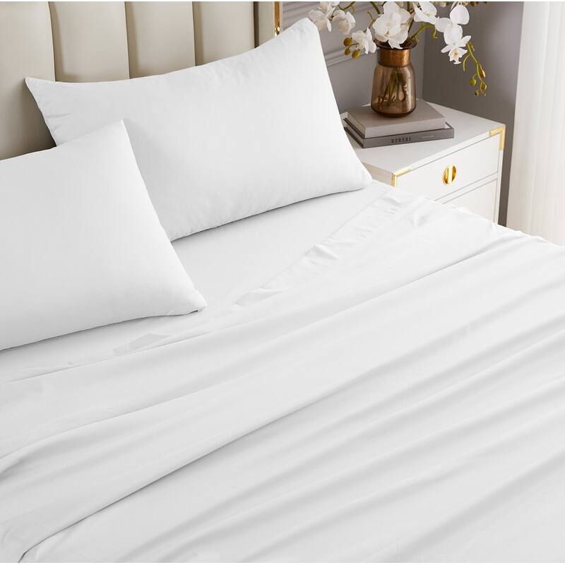 Microfiber sheet set - One fiited sheet, one flat sheet, pillow case(s)