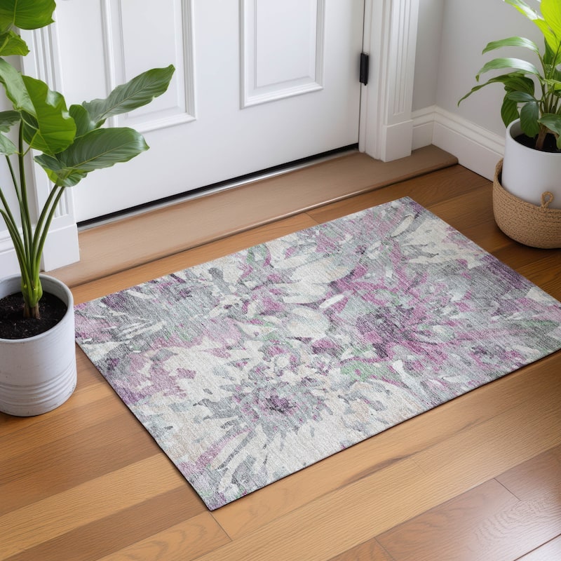 Machine Washable Indoor/ Outdoor Abstract Floral Chantille Rug