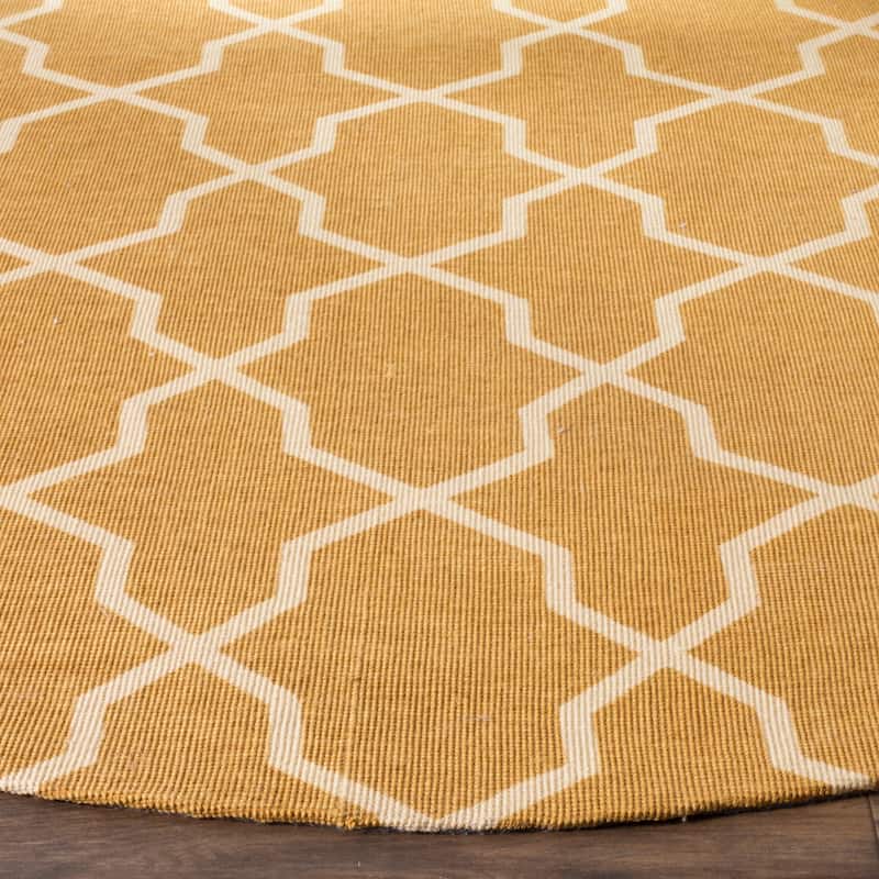 SAFAVIEH Handmade Cedar Brook Thalea Modern Jute Rug