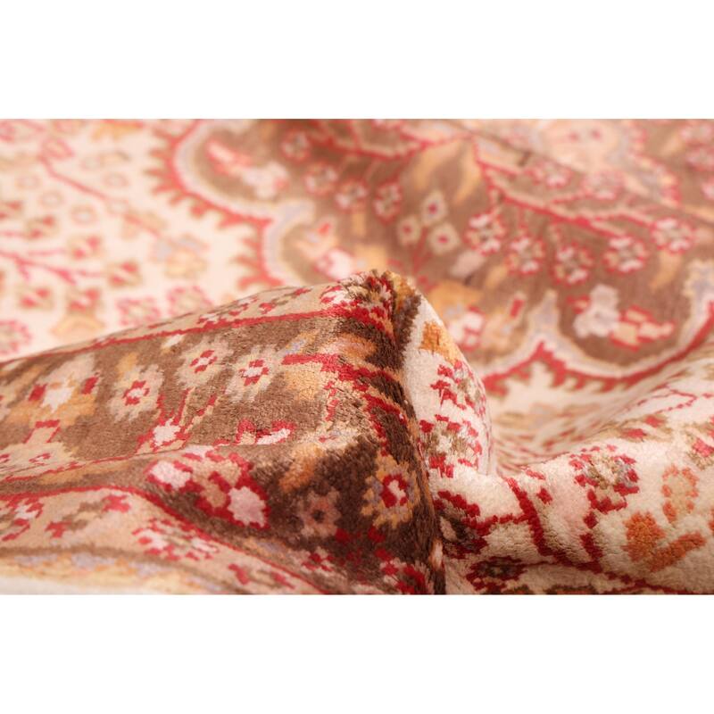 ECARPETGALLERY Hand-knotted Kashmir Cream Viscose Rug - 4'0 x 6'7