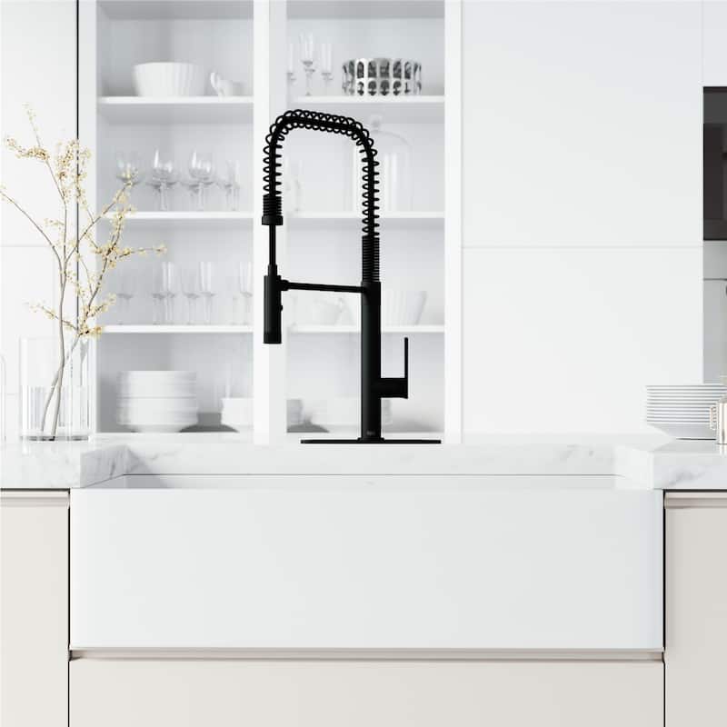 VIGO Sterling 23" H Single Handle Pull-Down Sprayer Kitchen Faucet