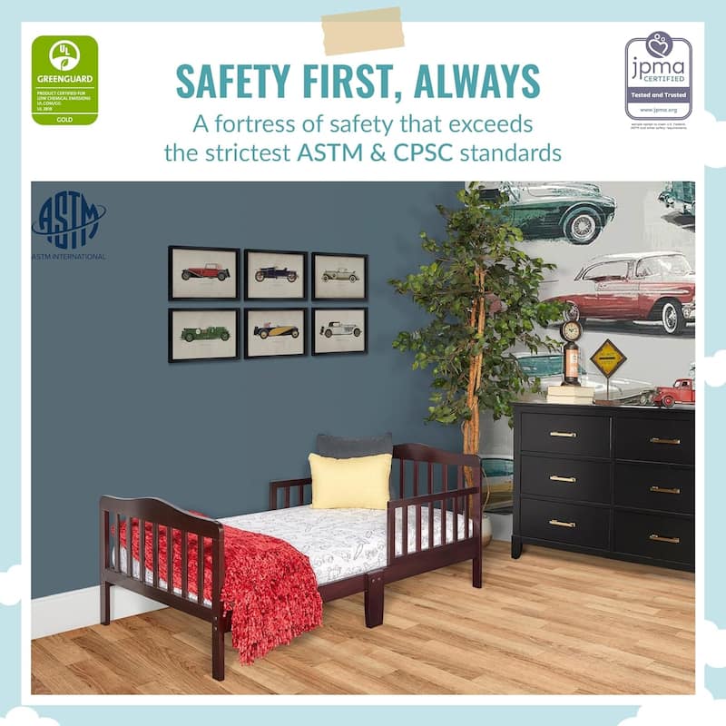 Dream On Me Classic Design Toddler Bed