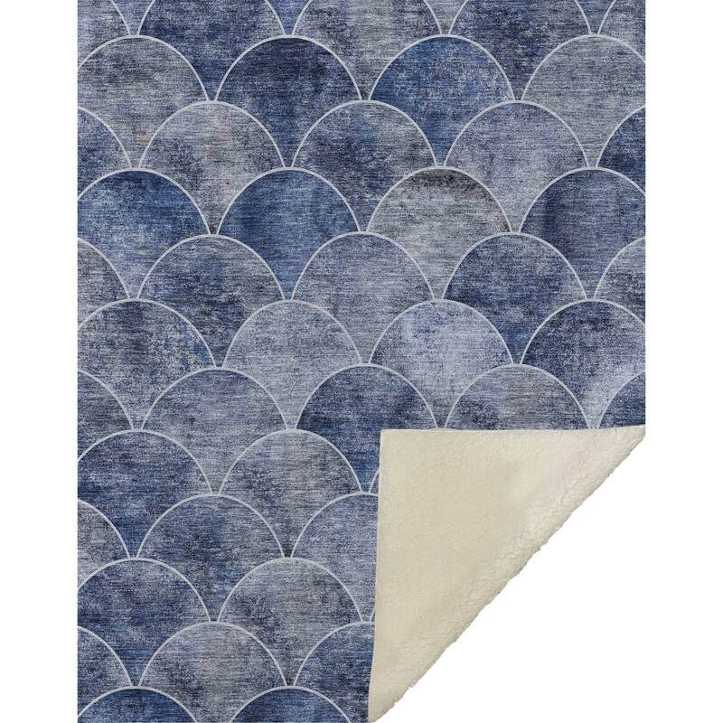 Premium Machine Washable Modern Arches Sherpa Throw Blanket