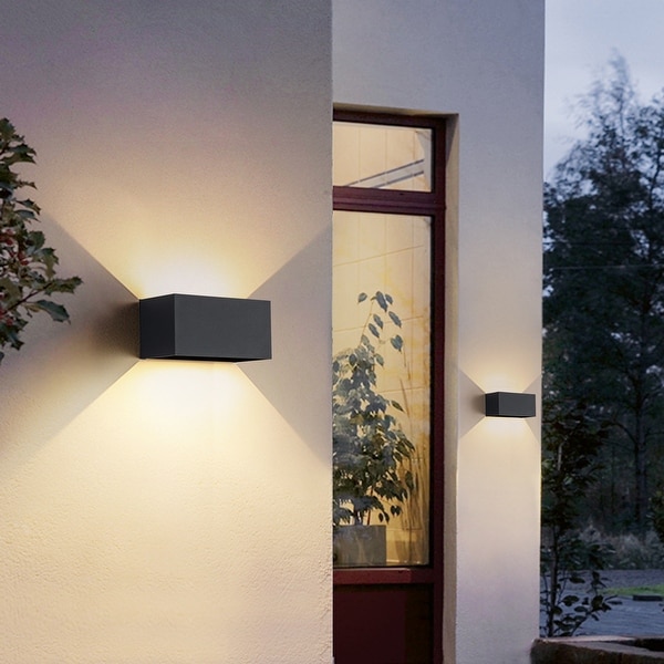 C Cattleya CA2292 W 4 Light Matte Black Aluminum Rectangular Hardwired LED Outdoor Wall Sconce with Adjustable Light Beam