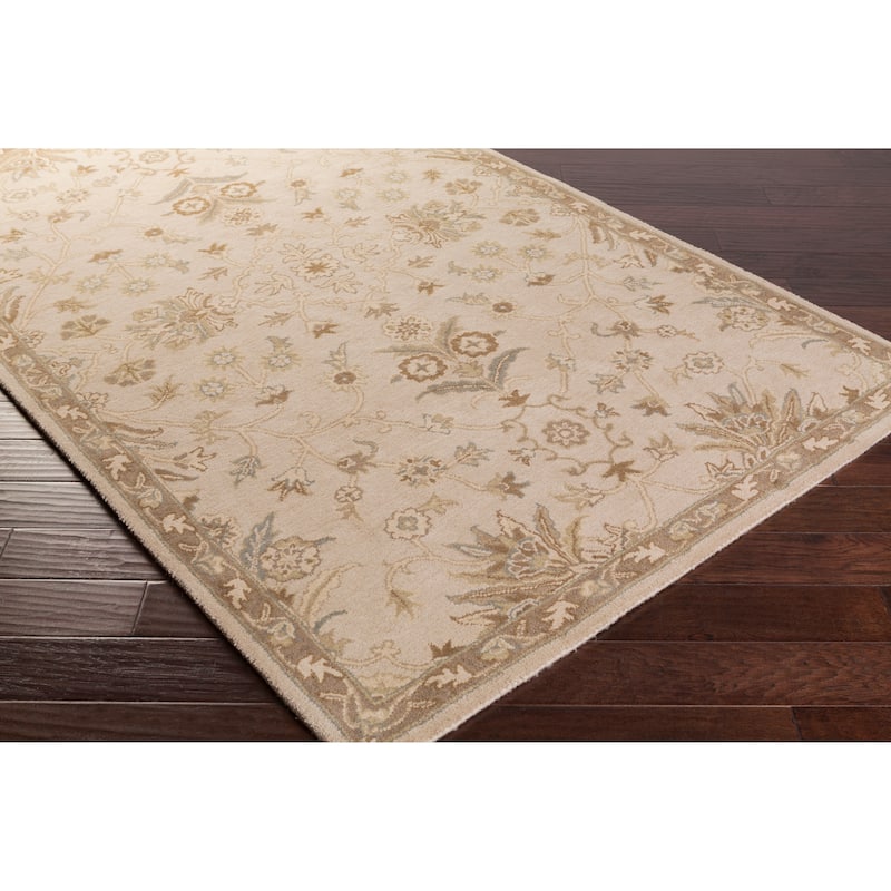 Hand-tufted Karla Traditional Wool Area Rug