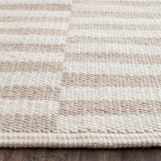 SAFAVIEH Handmade Flatweave Montauk Salinda Casual Cotton Rug