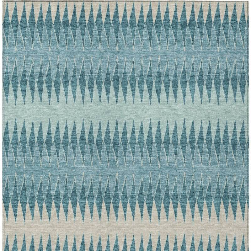 HomeRoots Striped Transitional Rectangle Outdoor Rug
