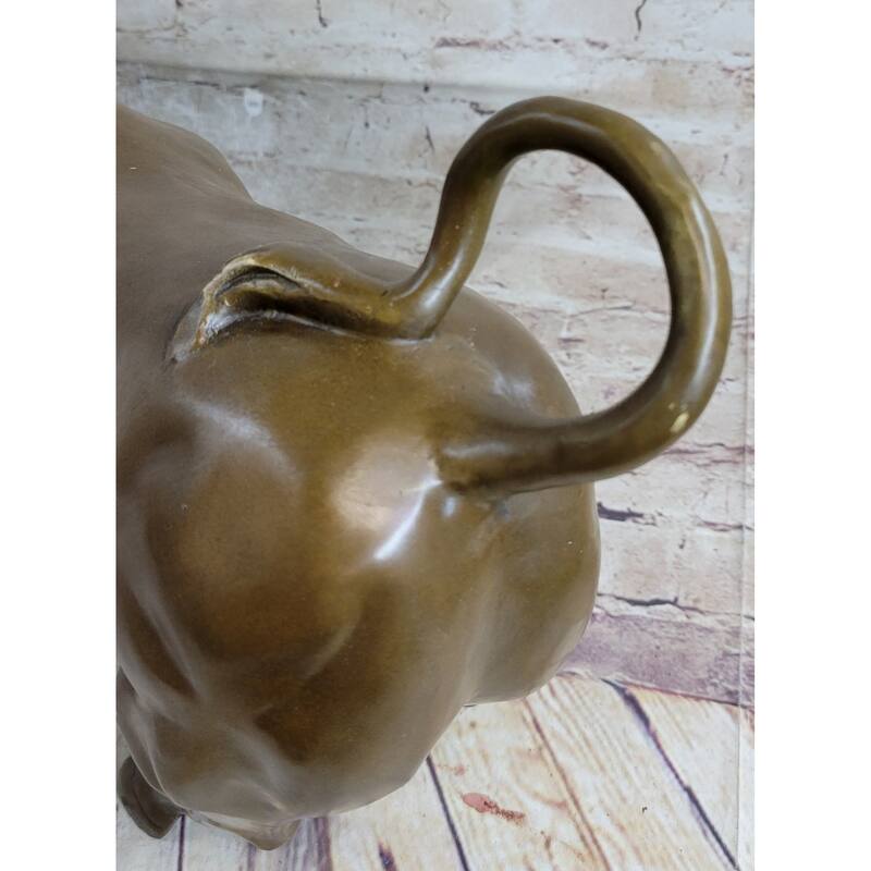 Stock Market Wall Street Bull Hot Cast Bronze Sculpture Statue Figurine Decor