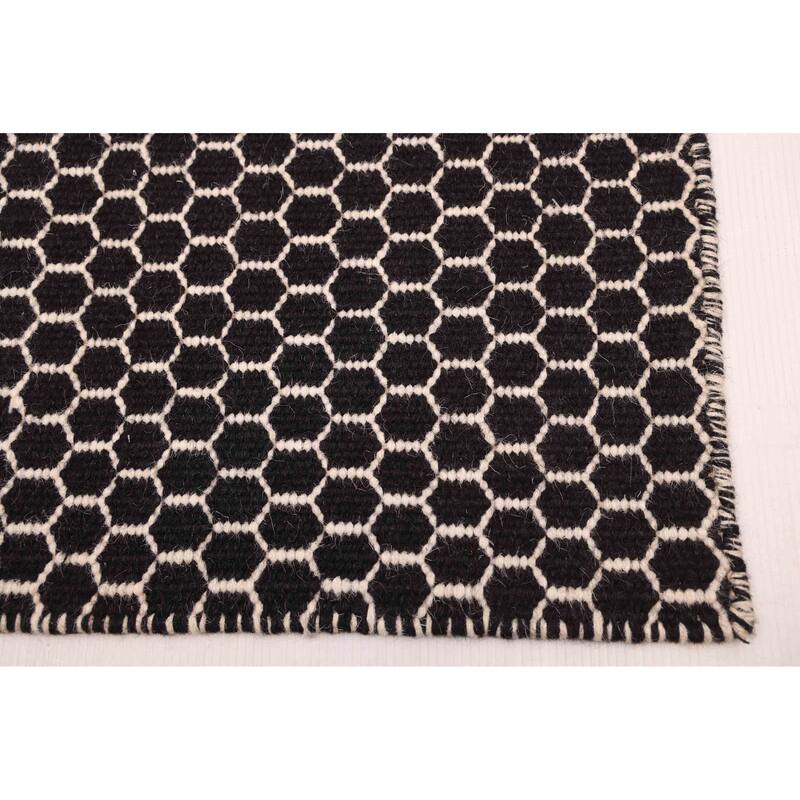 ECARPETGALLERY Flat-Weave Nevada Black Wool Kilim - 5'5 x 7'5