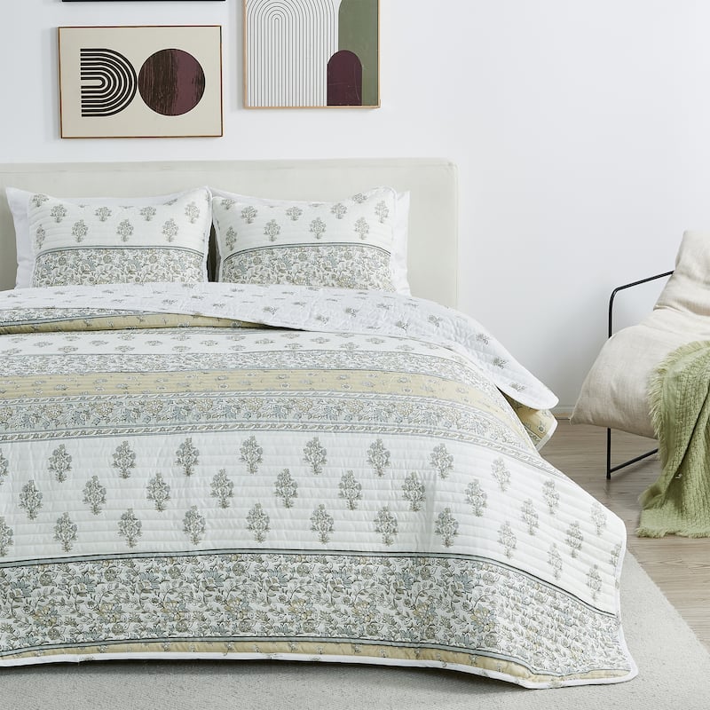 Linery & Co. Floral Stripe Printed Reversible Stitched Quilt Set with Shams - Vintage Floral Stripe - Beige - Queen