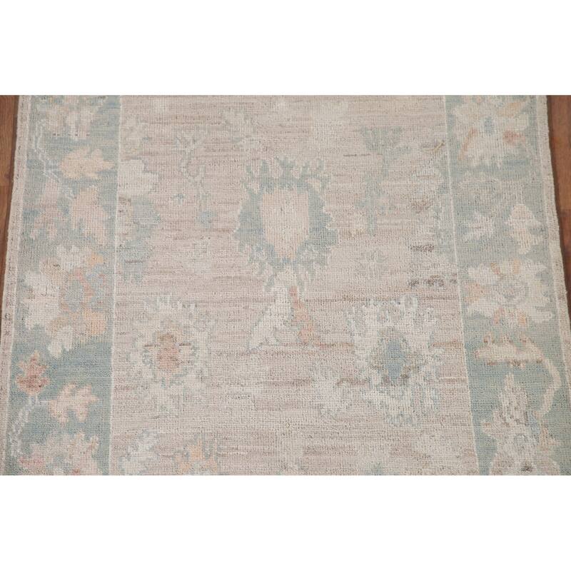 Hand Knotted Oriental 100% Wool Carpet Transitional All-Over Beige & Ivories Oushak Runner Rug - 7' 11'' X 3' 3''