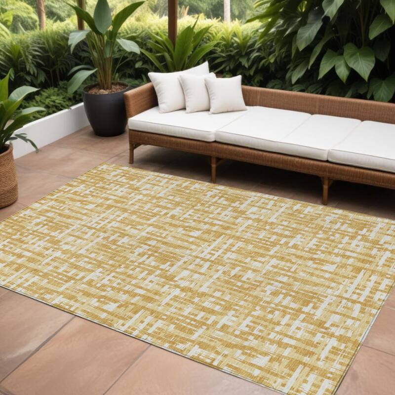 HomeRoots Abstract Transitional Rectangle Outdoor Rug - 10' X 14'