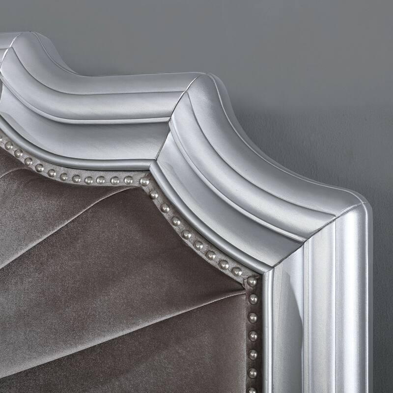 Furniture of America Maza Glam Silver Solid Wood Panel Bed