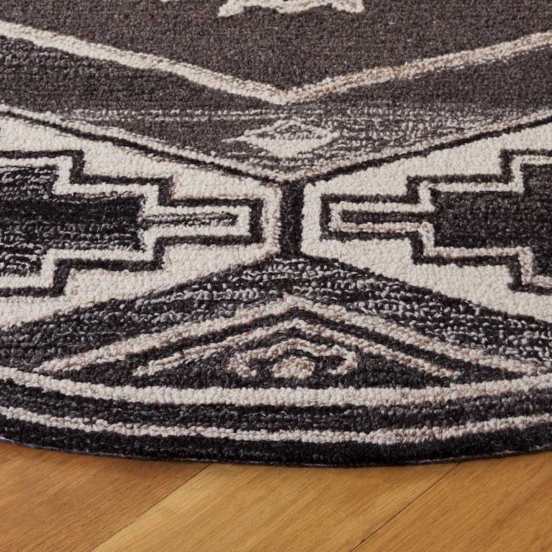 SAFAVIEH Handmade Kenya Meeli Rustic Southwestern Wool Rug