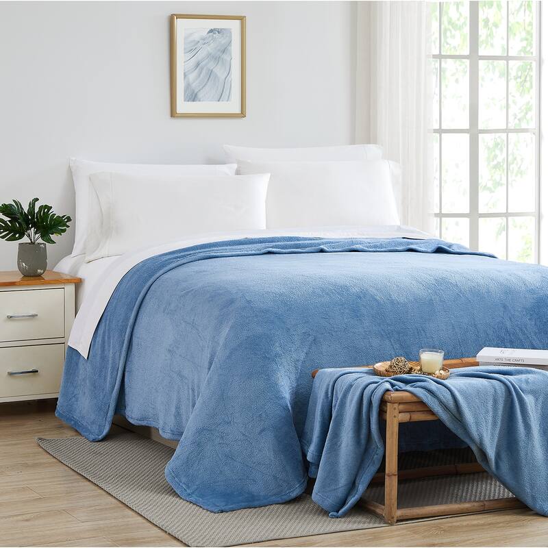 Southshore Fine Linens Premium Fleece Blanket