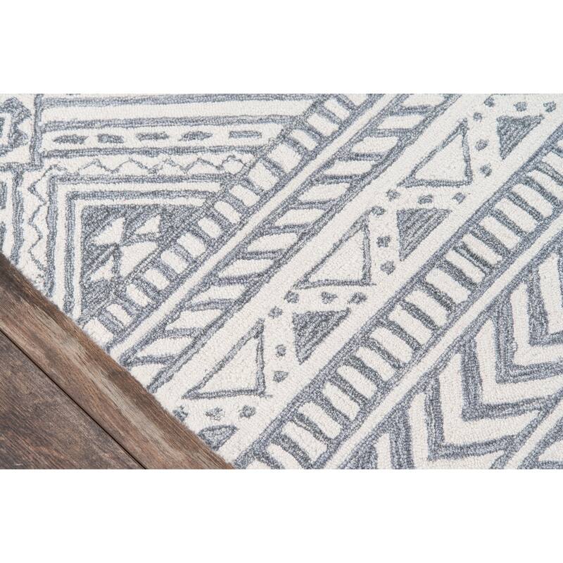 Momeni Mallorca Tribal Hand-hooked Wool Area Rug