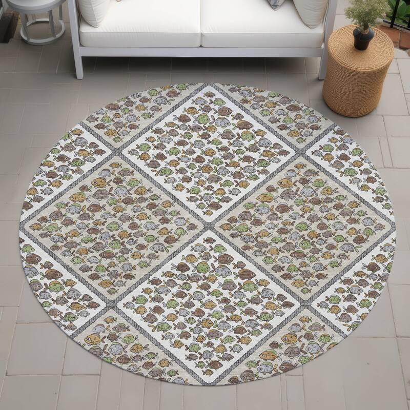 Machine Washable Indoor/ Outdoor Diamond Fish Chantille Rug - Ivory - 8' x 8'