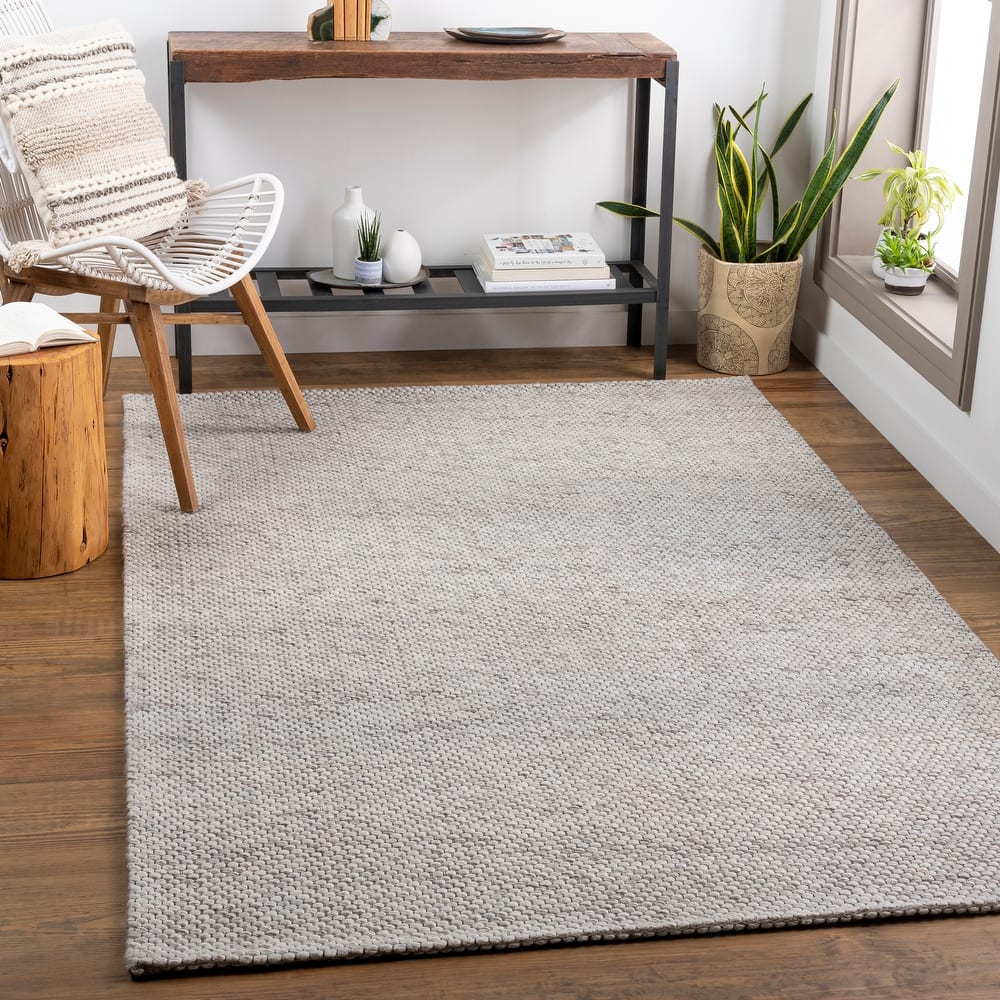 Artistic Weavers Okkily Modern Solid Area Rug