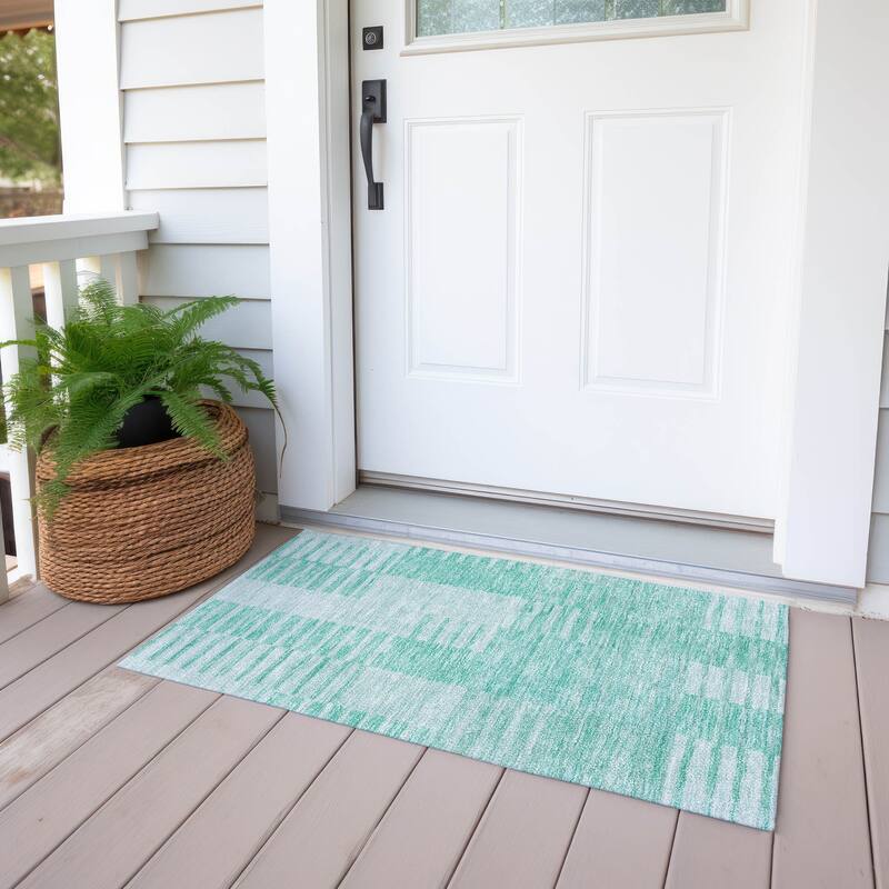 Machine Washable Indoor/ Outdoor Chantille Contemporary Geometric Rug