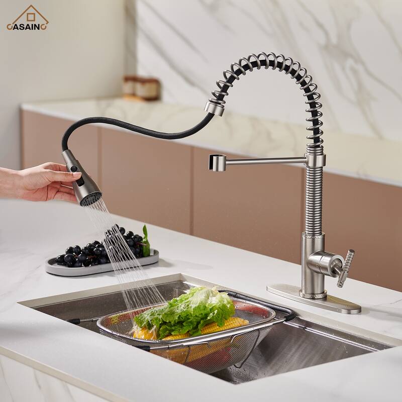 Single Handle Pull Down Sprayer Kitchen Faucet